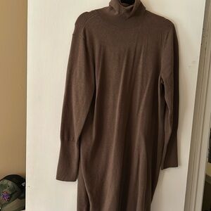 Long Express turtleneck sweater dress